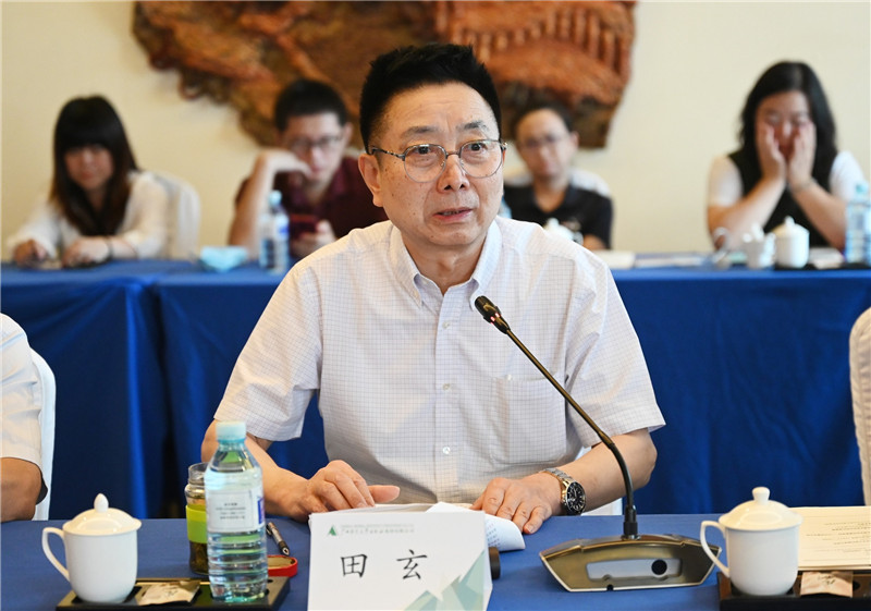 12北京師范大學(xué)歷史學(xué)院特聘教授、原中共中央黨史研究室研究員田玄作專(zhuān)題發(fā)言（李顯楊 攝）.jpg